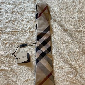 Burberry Men’s Tie - Never Worn